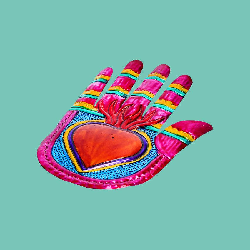 Ex Voto Mexicaanse handgemaakte hand met hart in bas-reliëf