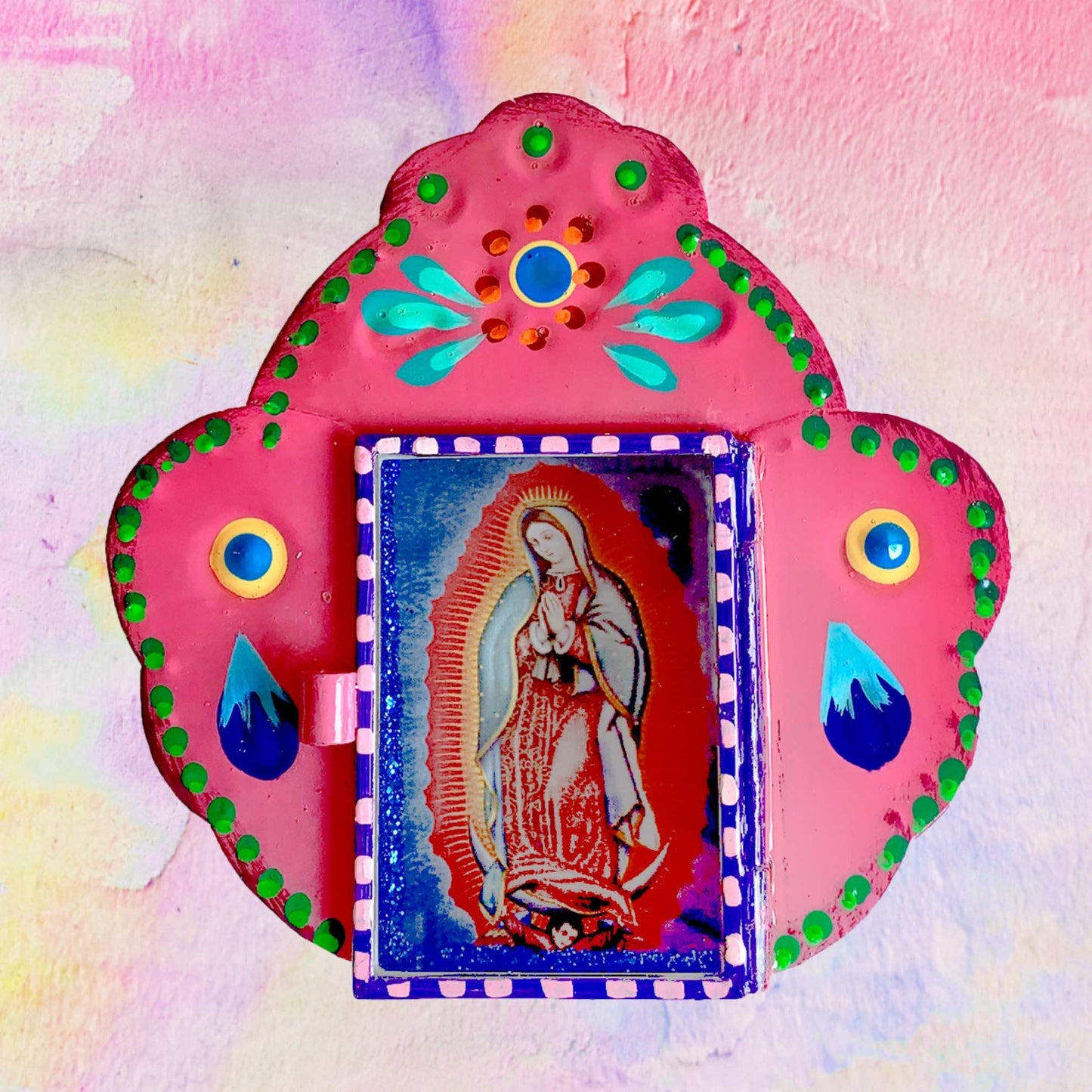 Mexicaans handgemaakt votiefhoesje van de Virgin of Guadalupe